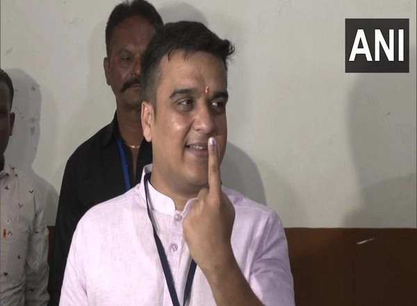 India News | Gujarat Home Minister Harsh Sanghavi Cast His Vote for First Phase of Assembly Elections