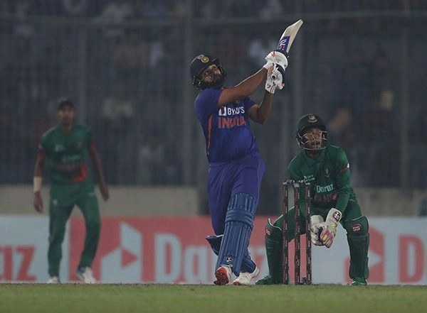 Rohit Sharma, Deepak Chahar, Kuldeep Sen Ruled Out of 3rd ODI Against Bangladesh; Confirms Rahul Dravid