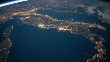 Science News | Researchers Reveal That Meteorites Could Have Given Earth Building Blocks for Life