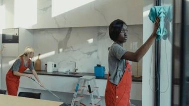 Lifestyle News | Variable Income for Gig Workers Linked to Health Issues: Study