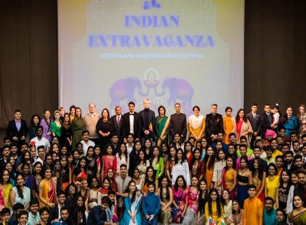 Business News | A.K.Educational Consultants Organizes Indian Extravaganza at Immanuel Kant Baltic Federal University