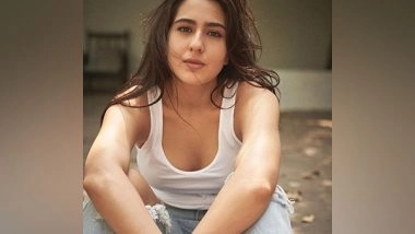Entertainment News | Sara Ali Khan Travels Back Home Via Mumbai Local Train, Shares Quirky Video