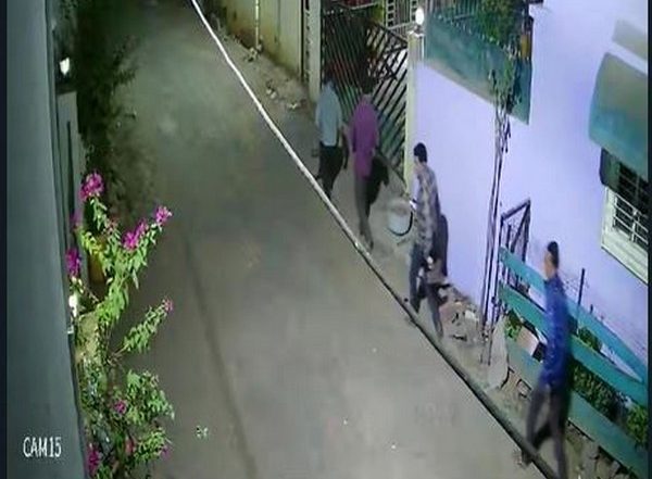 India News | Bhopal Crime Branch Arrests 4 'slipper Gang' Thieves, Recovers Valuables Worth over Rs 1 Cr