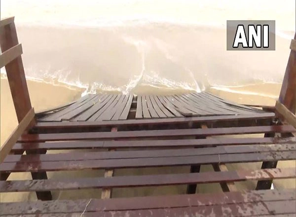 India News | Cyclone Mandaus: Portion of Ramp Damaged Amid Rough Sea