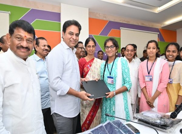 India News | Telangana Minister KTR Distributes Laptops to IIIT Basara Students