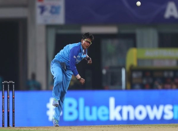 Sports News | India Opt to Bowl Against Australia in Second T20I