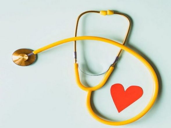 Health News | Combination of Bad Cholesterol, High Blood Pressure May Increase Heart Attack Risk - Vimarsana News