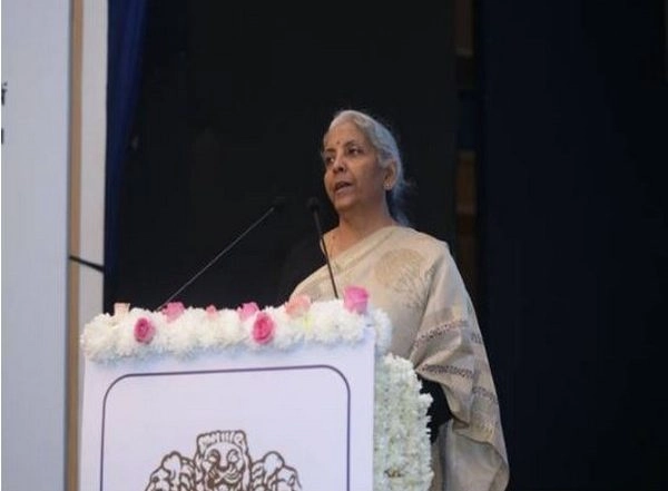 India News | Union Finance Minister Nirmala Sitharaman Correlates 60 Years of Customs Act to 'shashtipurti' - Important Event in Indian Tradition