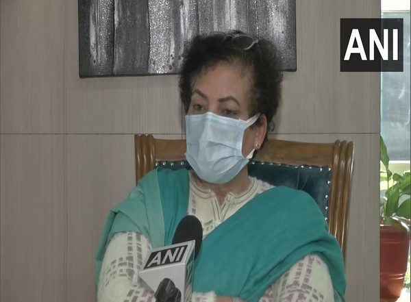 India News | Women's Panel Takes Cognizance of Dwarka Acid Attack, Asks Police to Take Strict Action