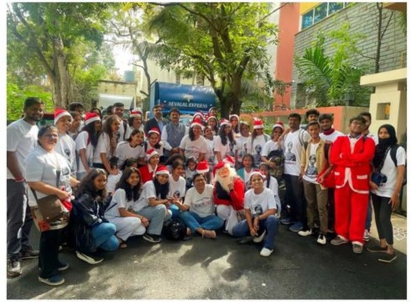 Business News | 'Reach Lives' NGO Conducts Christmas Outreach Program Promoting Positive Mental Health for Children