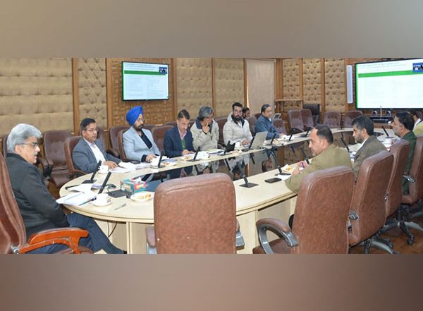 India News | Agricultural Production Department Reviews Implementation of PM KISAN in J-K