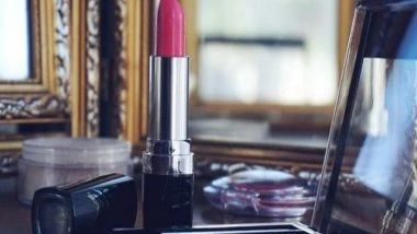 Health News | Scientists Discover an Antibacterial Cranberry-coloured Lipstick