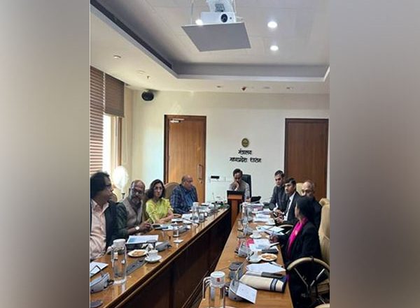 India News | 5-member Public Grievance Delegation Visits MP, Draws Roadmap for Collaboration with State