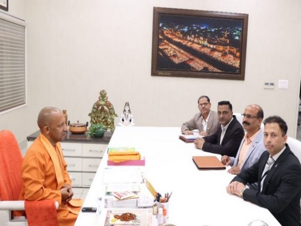 India News | Group of Indian Entrepreneurs Meet UP CM Yogi Adityanath - Vimarsana News