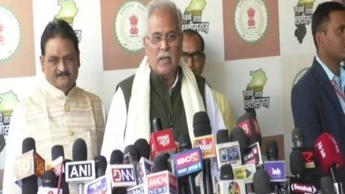 India News | CM Baghel Thanks Gadkari for Appreciating His Move of Using Natural Paint Made from Cow Dung