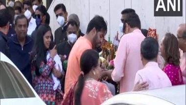 India News | Isha Ambani Returns to Mumbai After Birth of Twins in US