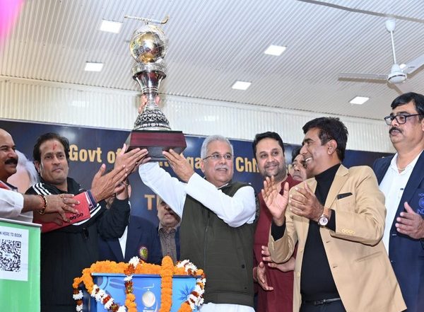Hockey World Cup 2023: Chhattisgarh CM Bhupesh Baghel Unveils Trophy in Raipur