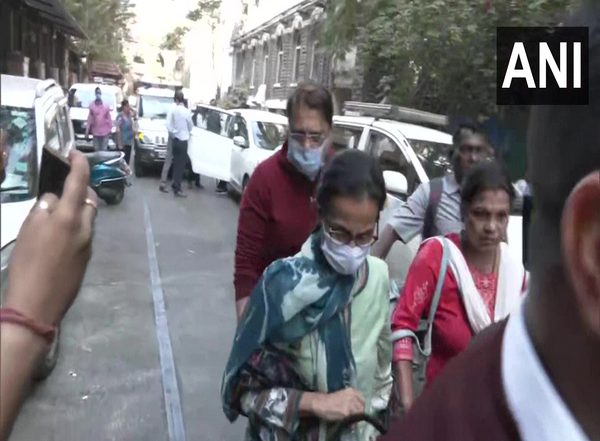 ICICI Bank-Videocon Case: Bombay High Court Vacation Bench Refuses Any Interim Relief to Chanda and Deepak Kochhar