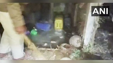 India News | Liquor Smugglers Attack Police Team in Bihar's Begusarai, Big Consignment Seized