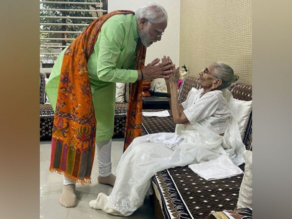 World News | US President Biden Offers Condolences to PM Modi over His Mother's Demise - Vimarsana News