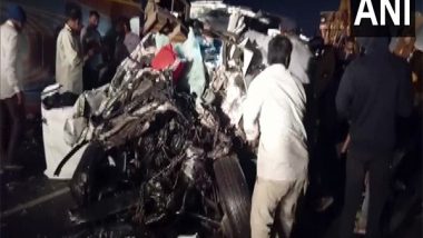 Gujarat Road Accident: Nine Dead As Bus Collides With SUV in Navsari