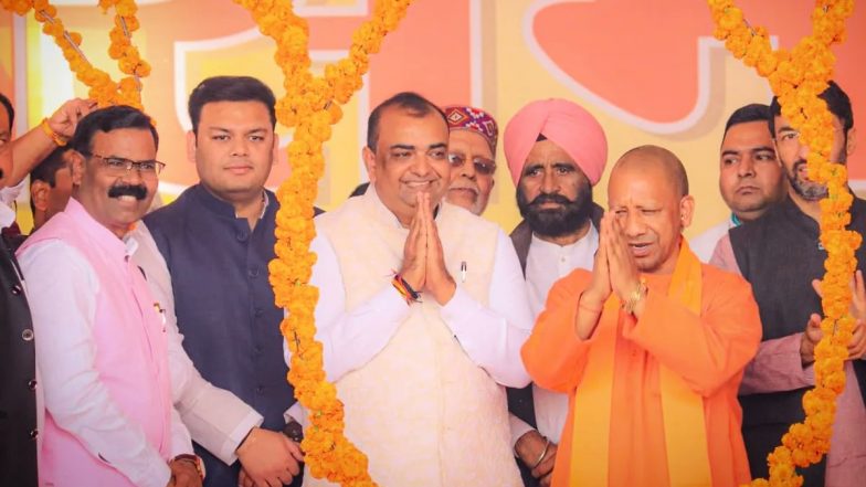 Rampur Assembly By-Election 2022: Azam Khan Hoodwinked Muslims by Showing Them 'Fear of BJP', Says Party Candidate Akash Saxena