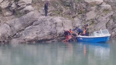 Jammu and Kashmir: Three of Family Feared Drowned After Car Skids and Falls Into Chenab River in Doda
