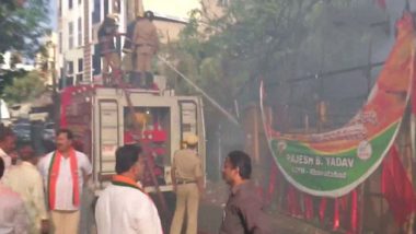 Telangana Fire: Massive Blaze Erupts Opposite BJP Office in Hyderabad; No Casualties Reported