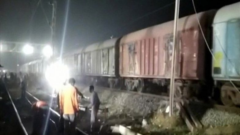 Jharkhand: Train Operation Disrupted Due to Derailment of Three Wagons of Goods Train at Tanakuppa Station in Dhanbad - Vimarsana News