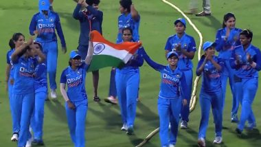 India Women’s Team Perform Victory Lap at DY Patil Stadium After Clinching Thrilling Super Over Win Over Australia in 2nd T20I (Watch Video)