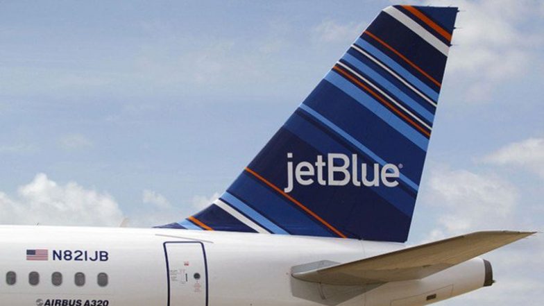 New York: Passenger Laptop Fire Forces Plane Evacuation at JFK International Airport (Watch Video)