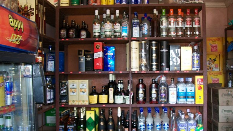 Chithirai Festival 2023: Consider Plea To Close Liquor Shops, Entertainment Clubs During Festival in Madurai, Says Madras High Court