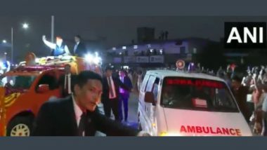 Video: PM Narendra Modi Stops His Convoy to Make Way for Ambulance During Mega Roadshow in Gujarat's Ahmedabad