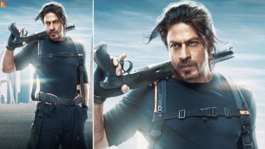 Pathaan: Shah Rukh Khan Is Fit and Fab As He Holds a Shotgun in New Poster From YRF's Film (View Pic)