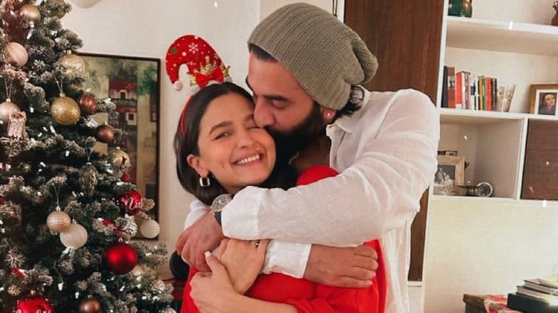 Alia Bhatt Is All Smiles As Ranbir Kapoor Gives Her a Warm Hug and Kiss in These New Pics From Their Christmas Celebrations | LatestLY