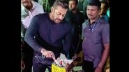 Salman Khan Turns 57! Paparazzi Sings Birthday Song for &lsquo;Bhaijaan&rsquo; As He Slices the Cake (Watch Video)