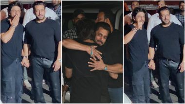 Shah Rukh Khan Attends Salman Khan’s Birthday Bash! Video of the Superstars Hugging Each Other and Posing for the Paparazzi Goes Viral