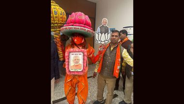Gujarat Assembly Election Results 2022: PM Narendra Modi's Fan Comes in Guise of Lord Hanuman to Listen to His Address
