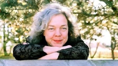 Shirley Eikhard Dies at 67: Canadian Singer–Songwriter Passes Away After Battle With Cancer