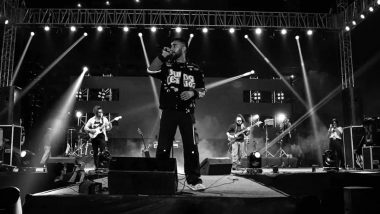 Singer Vivek Singh Enthrals All With His Euphonic Sound and His Lyrical Genius