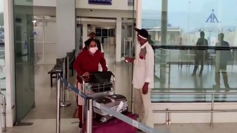 COVID-19 Scare in India: Government Likely To Make Negative RT-PCR Report Mandatory for Passengers Arriving From China, Five Other Places