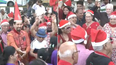 Christmas 2022: People Take Over Mumbai’s Marine Drive As They Dance and Sing in Xmas Celebrations (Watch Video)