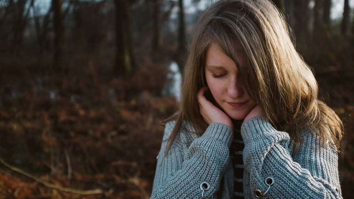 Here Are 5 Sad Christian Songs When You Sit Alone With Your Grief 