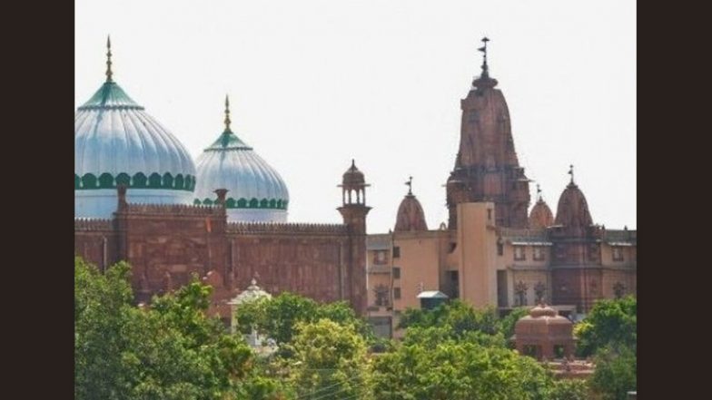 Uttar Pradesh: Warrants Against 16 To Thwart Hanuman Chalisa Call at Shahi Eidgah Mosque in Mathura on December 6