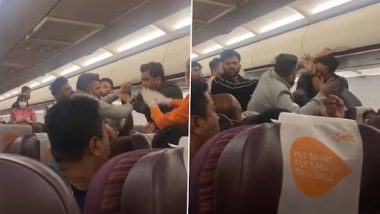 Fight Breaks Out Between Passengers in Thai Smile Airlines Flight From Bangkok to India; Blow Punches and Slaps to Each Other (Watch Video)