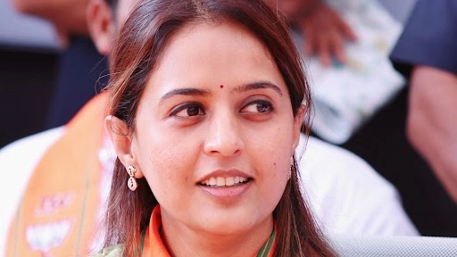 BJP MP Pritam Munde Seeks Rollback of Decision To Do Away With Scholarships for Minorities