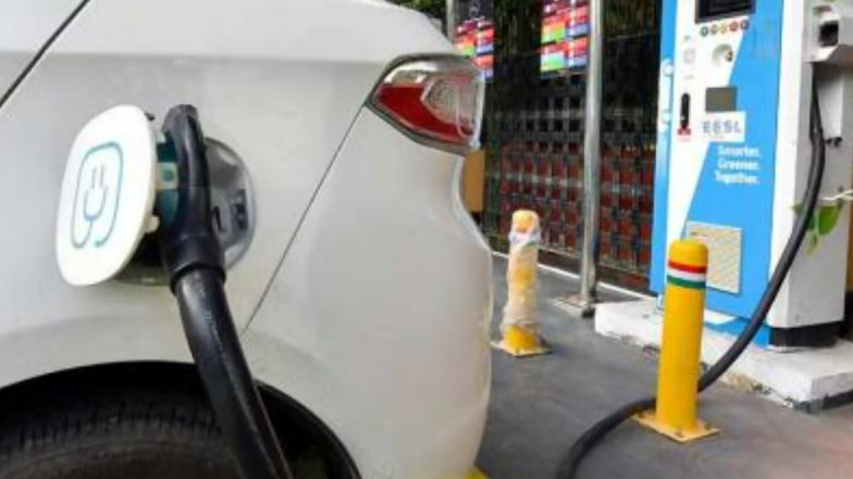 Electric Vehicles in India: Hybrids and EVs at Rs 16.73 crore, Maharashtra tops the list at Rs 29.6 crore