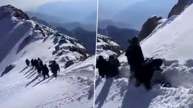 BSF Troops Carry Out Area Domination Patrol on Snow-Bound Peaks Along LoC in Kashmir (Watch Videos)