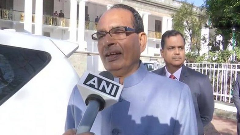 'Khayali Pulao' CM Shivraj Singh Chouhan Takes Dig at Rahul Gandhi's Statement on Congress Getting More Than 150 Seats in Madhya Pradesh (Watch Video)