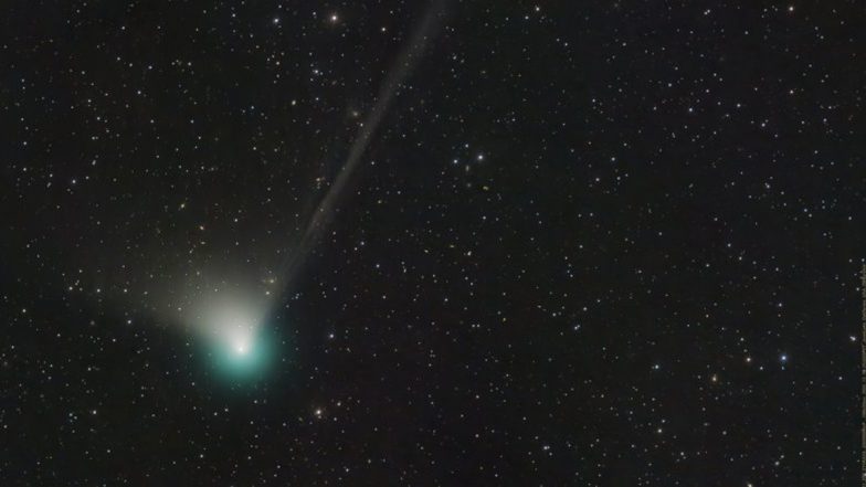 Comet Visible to Naked Eye to Approach Earth In January, February 2023; It Was Last Seen During Ice Age (View Tweet)